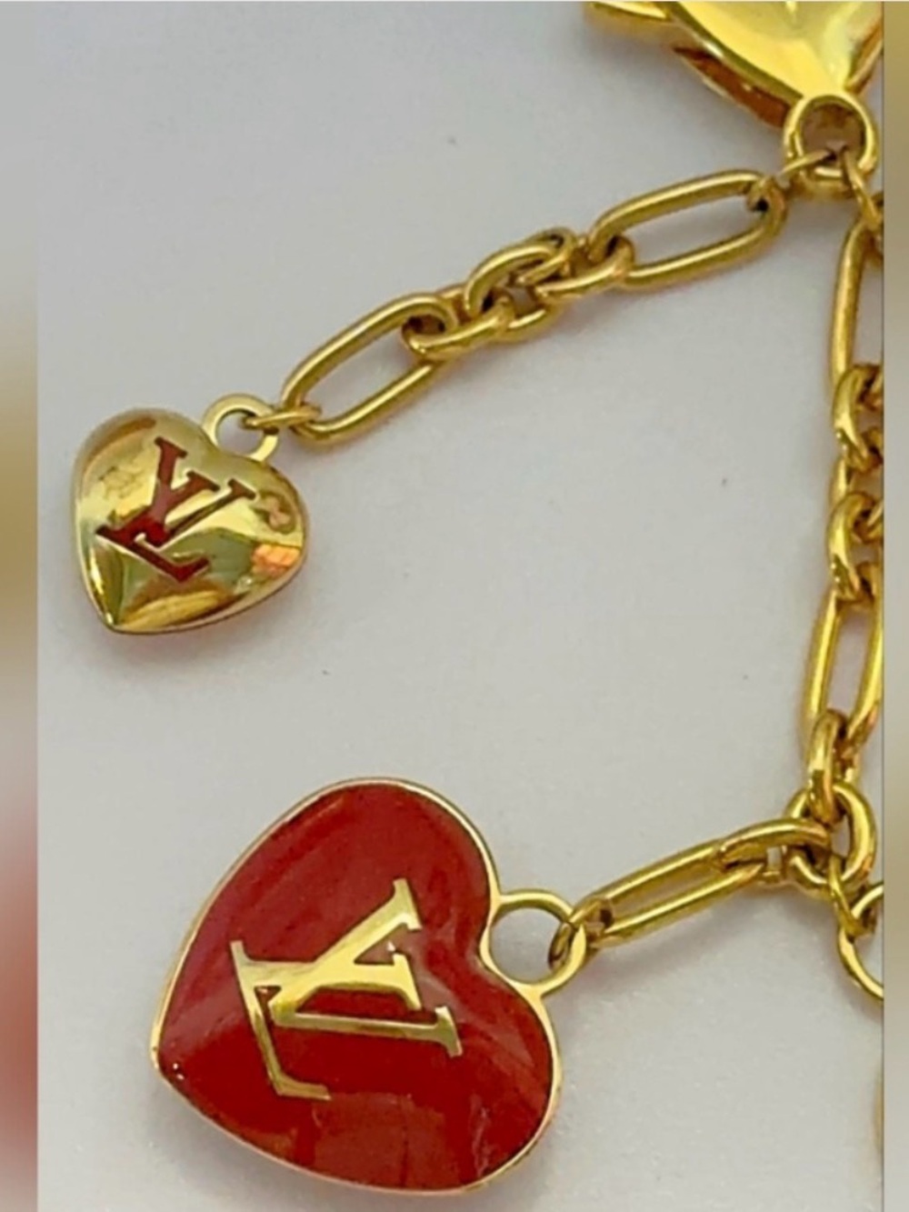 Louis Vuitton Gold and Red Heart Charm Key Holder - Picture 12 of 13